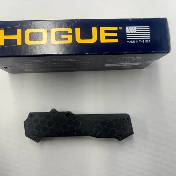 Hogue Automatic Knife with Black Blade - Picture 4 of 4